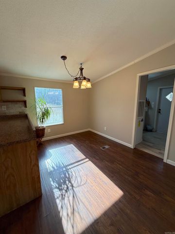 214 Shafer Trl, Austin, AR 72007