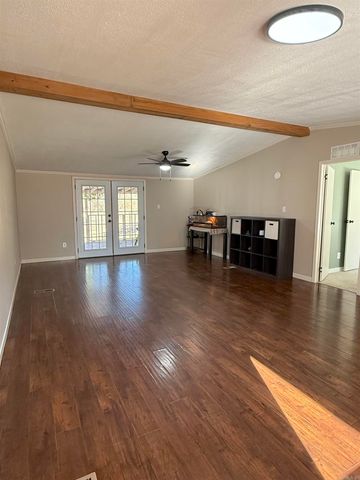 214 Shafer Trl, Austin, AR 72007