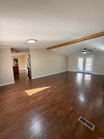 214 Shafer Trl, Austin, AR 72007