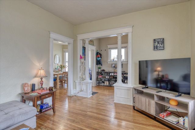 943 E Ermina Ave, Spokane, WA 99207