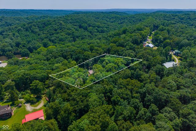 2600 Lanam Ridge Road, Nashville, IN 47448