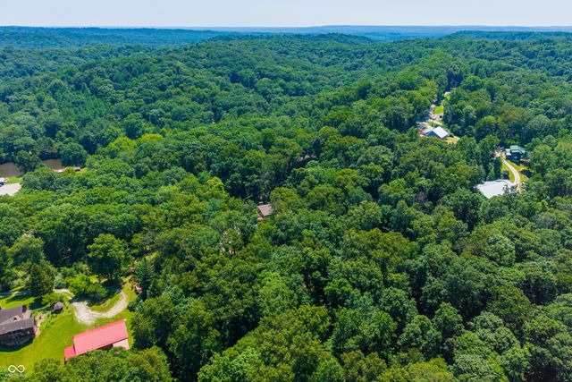 2600 Lanam Ridge Road, Nashville, IN 47448