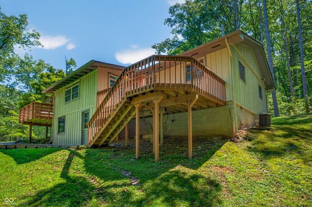 2600 Lanam Ridge Road, Nashville, IN 47448