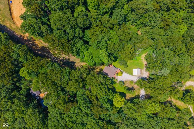 2600 Lanam Ridge Road, Nashville, IN 47448