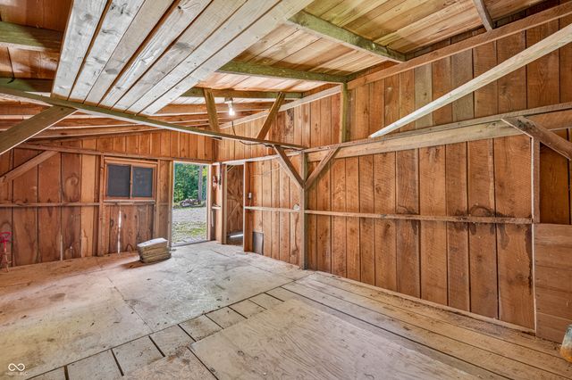 2600 Lanam Ridge Road, Nashville, IN 47448