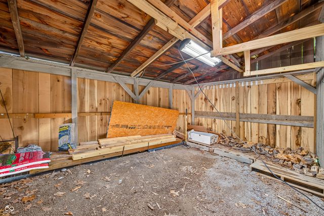 2600 Lanam Ridge Road, Nashville, IN 47448