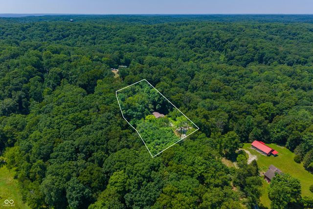 2600 Lanam Ridge Road, Nashville, IN 47448