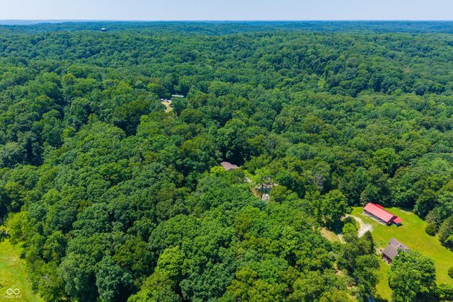 2600 Lanam Ridge Road, Nashville, IN 47448