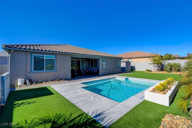 1429 Cattail Falls Street, Boulder City, NV 89005