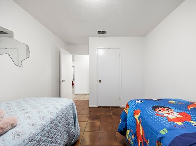 6225 Sweeney Dr, Corpus Christi, TX 78413