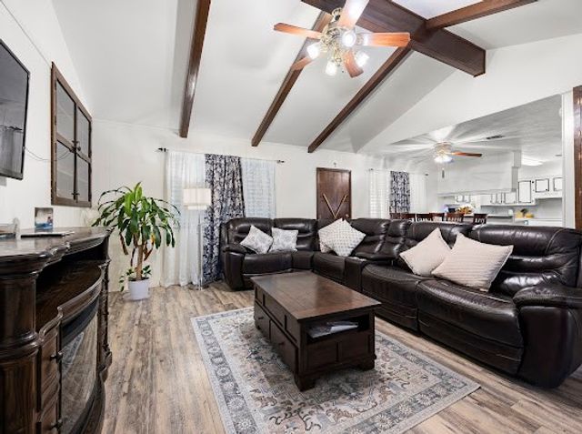 6225 Sweeney Dr, Corpus Christi, TX 78413