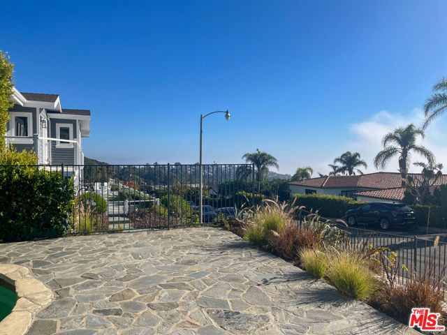 18053 Blue Sail Drive, Pacific Palisades (los Angeles), CA 90272