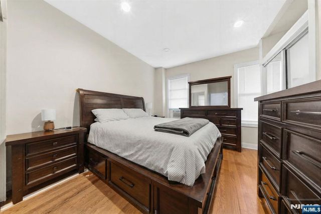 22 Norwood Street, Haledon, NJ 07508