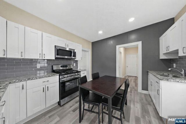 22 Norwood Street, Haledon, NJ 07508