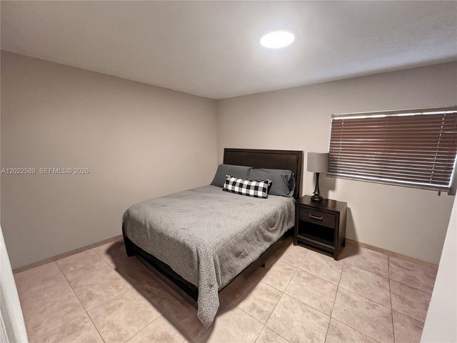 3690 N 56th Ave 916, Hollywood, FL 33021