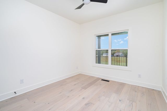 115 Crenshaw rd, Hartsville, TN 37074