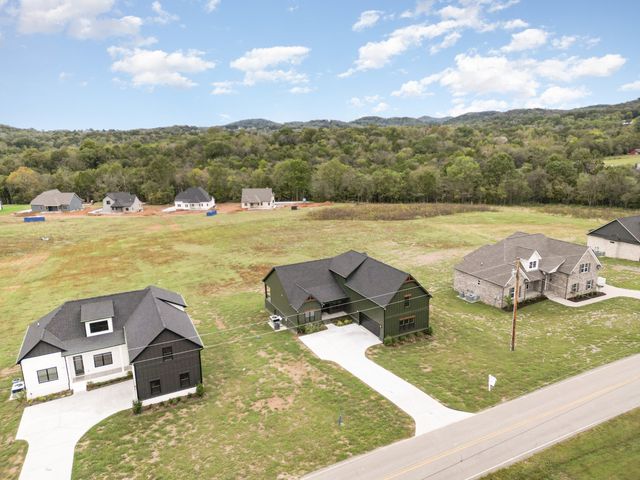 115 Crenshaw rd, Hartsville, TN 37074