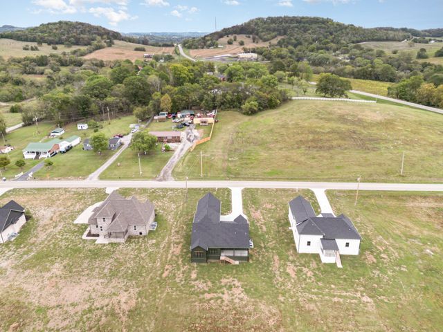 115 Crenshaw rd, Hartsville, TN 37074