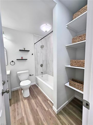 1649 Darren CIR, Portsmouth, VA 23701