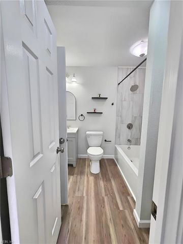 1649 Darren CIR, Portsmouth, VA 23701