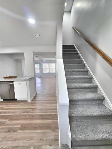 1649 Darren CIR, Portsmouth, VA 23701