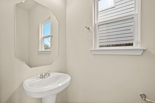 1006 Sand Post PL, San Marcos, TX 78666