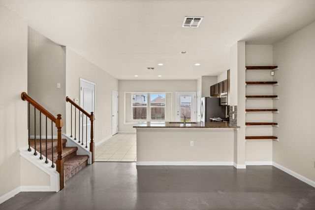 1006 Sand Post PL, San Marcos, TX 78666