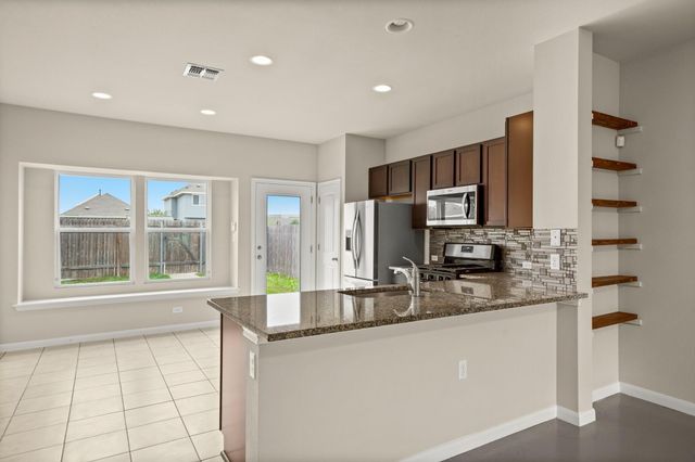 1006 Sand Post PL, San Marcos, TX 78666