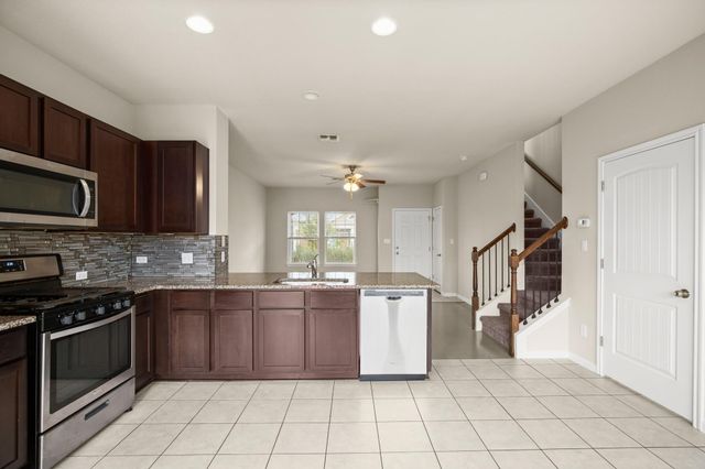 1006 Sand Post PL, San Marcos, TX 78666