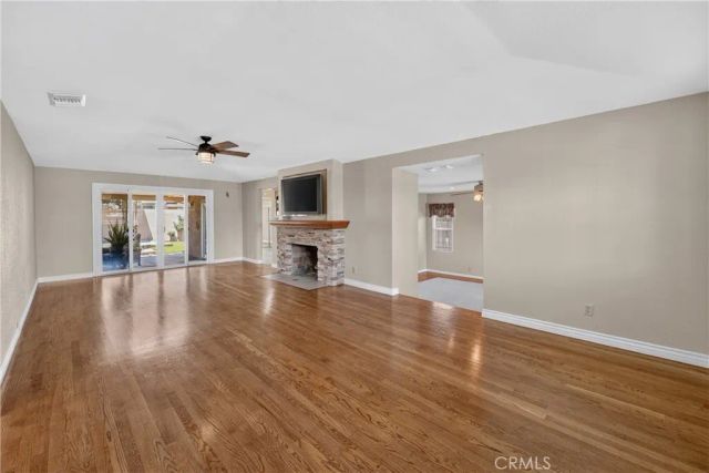 1410 Kellogg, Corona, CA 92879