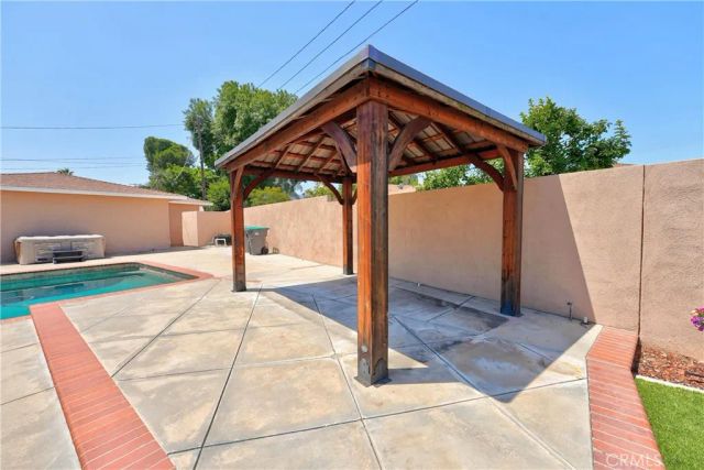 1410 Kellogg, Corona, CA 92879