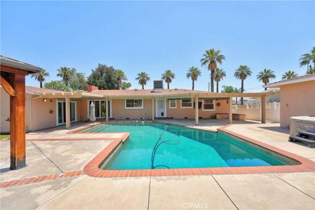 1410 Kellogg, Corona, CA 92879