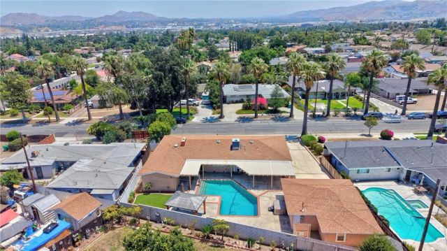 1410 Kellogg, Corona, CA 92879