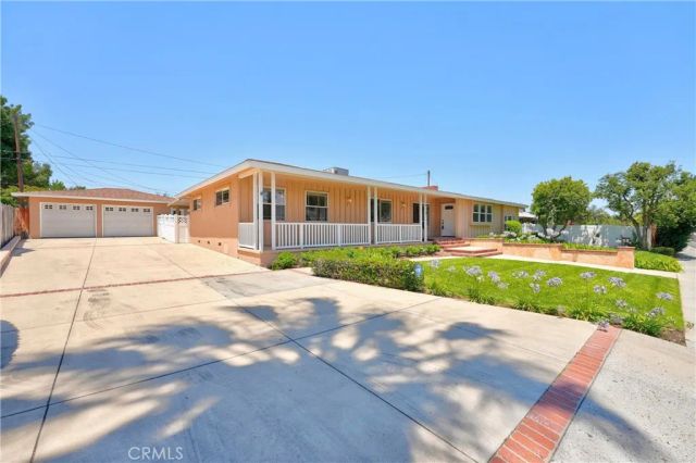 1410 Kellogg, Corona, CA 92879