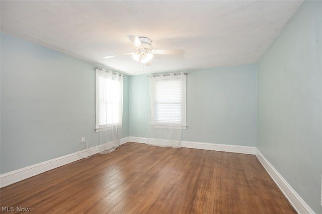 2083 Chesterland Avenue, Lakewood, OH 44107