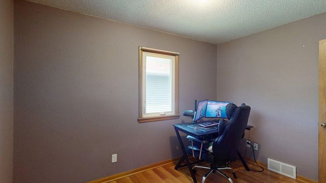 107 9th Avenue NE, Dodge Center, MN 55927