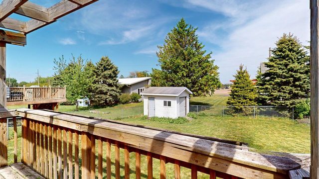 107 9th Avenue NE, Dodge Center, MN 55927