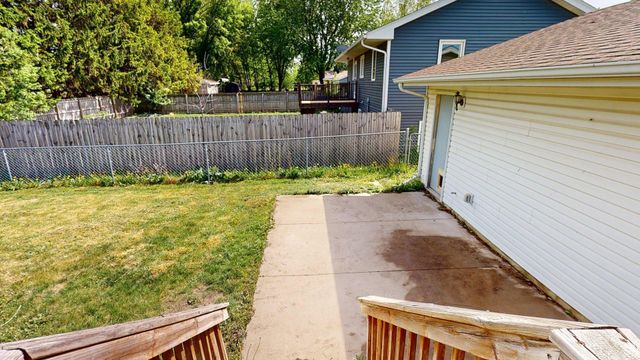 107 9th Avenue NE, Dodge Center, MN 55927