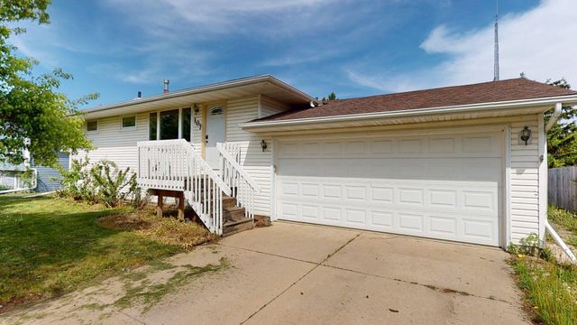 107 9th Avenue NE, Dodge Center, MN 55927