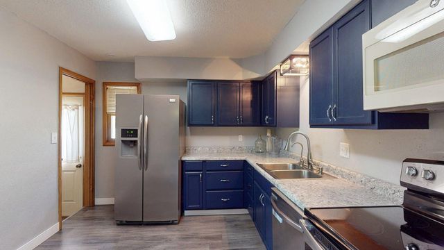 107 9th Avenue NE, Dodge Center, MN 55927