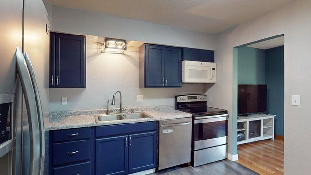 107 9th Avenue NE, Dodge Center, MN 55927
