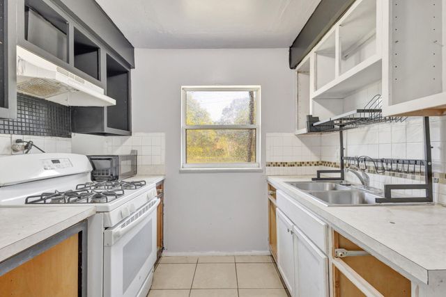 107 Gotham Drive, Fort Pierce, FL 34946