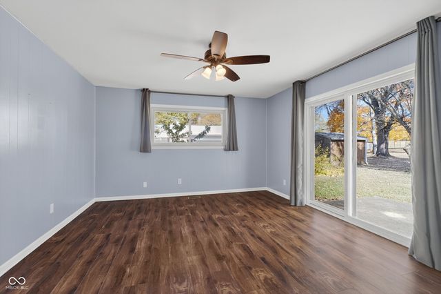 8073 Wallingwood Drive, Indianapolis, IN 46256