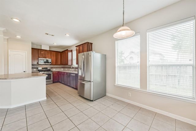 2601 Hewn Rock Way, Pearland, TX 77584