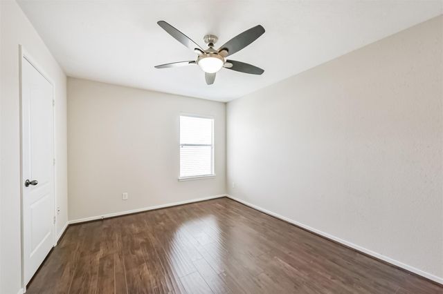 2601 Hewn Rock Way, Pearland, TX 77584