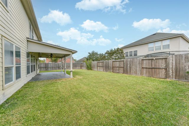 2601 Hewn Rock Way, Pearland, TX 77584