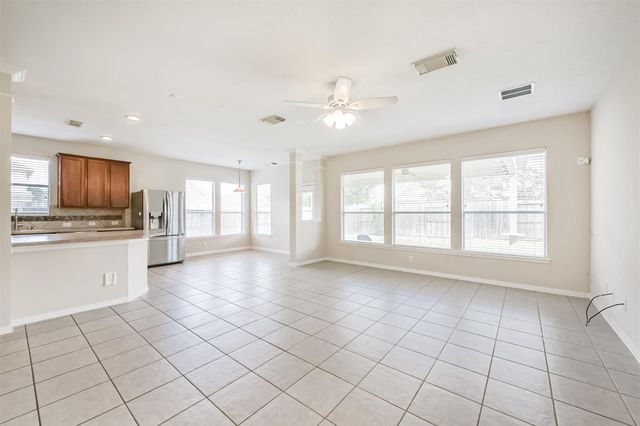 2601 Hewn Rock Way, Pearland, TX 77584