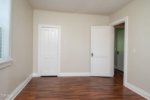 2209 Locust Street, Kingsport, TN 37664