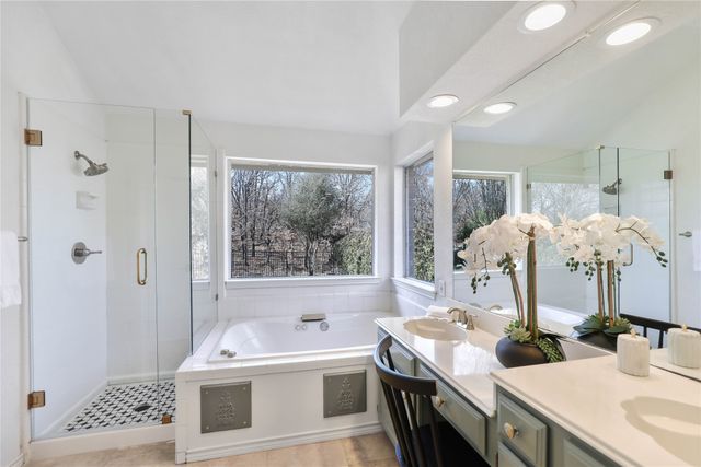 2720 Green Oak Court, Highland Village, TX 75077