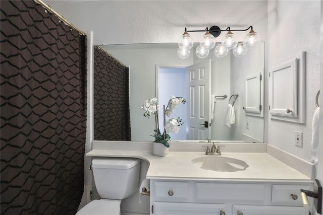 2720 Green Oak Court, Highland Village, TX 75077